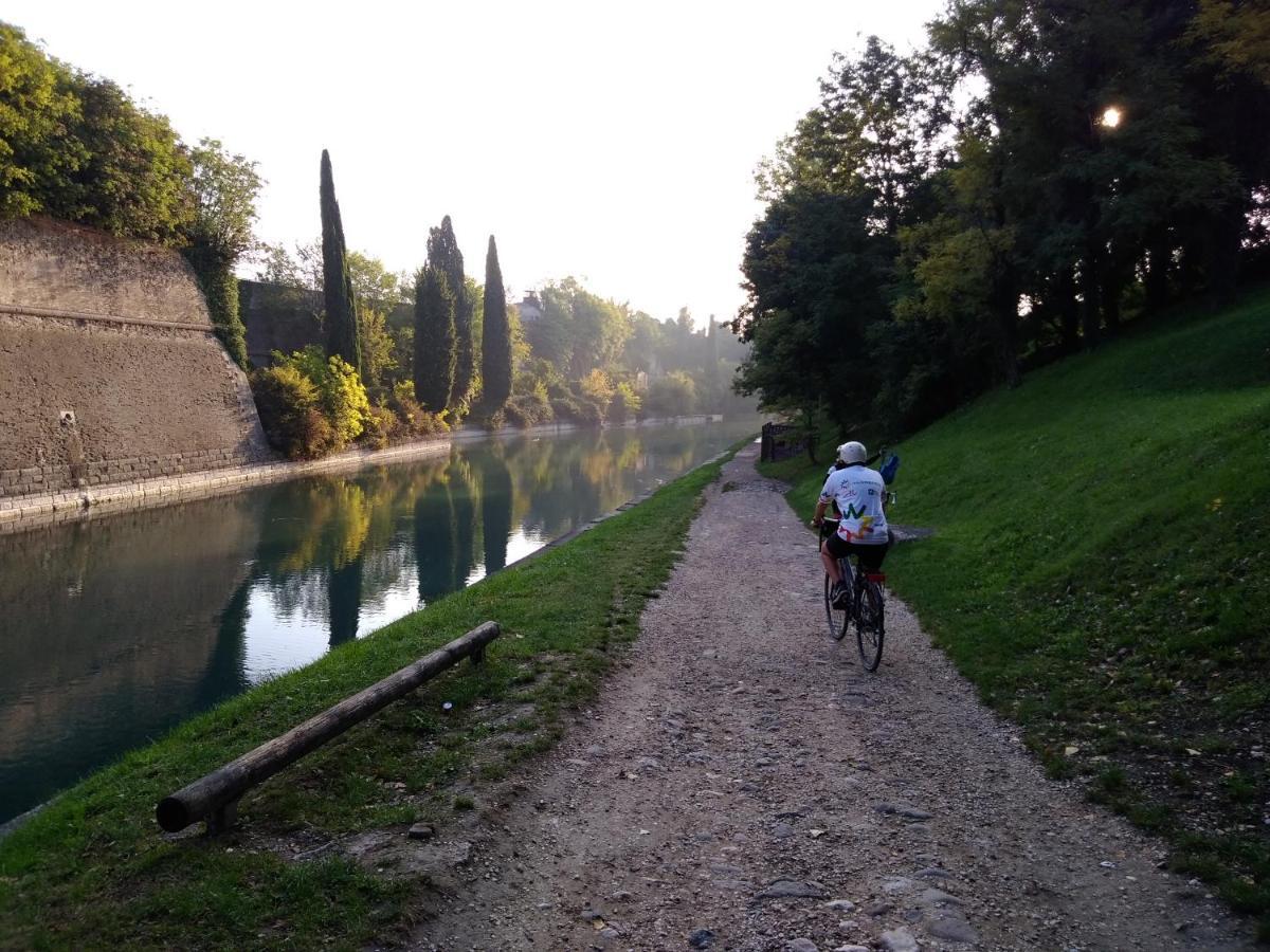 Casa Vacanza & Suite Joy Peschiera del Garda Eksteriør billede